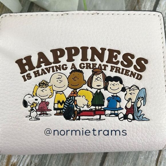 Coach X Peanuts Leather Snap Wallet Bag Purse - Picture 2 of 10